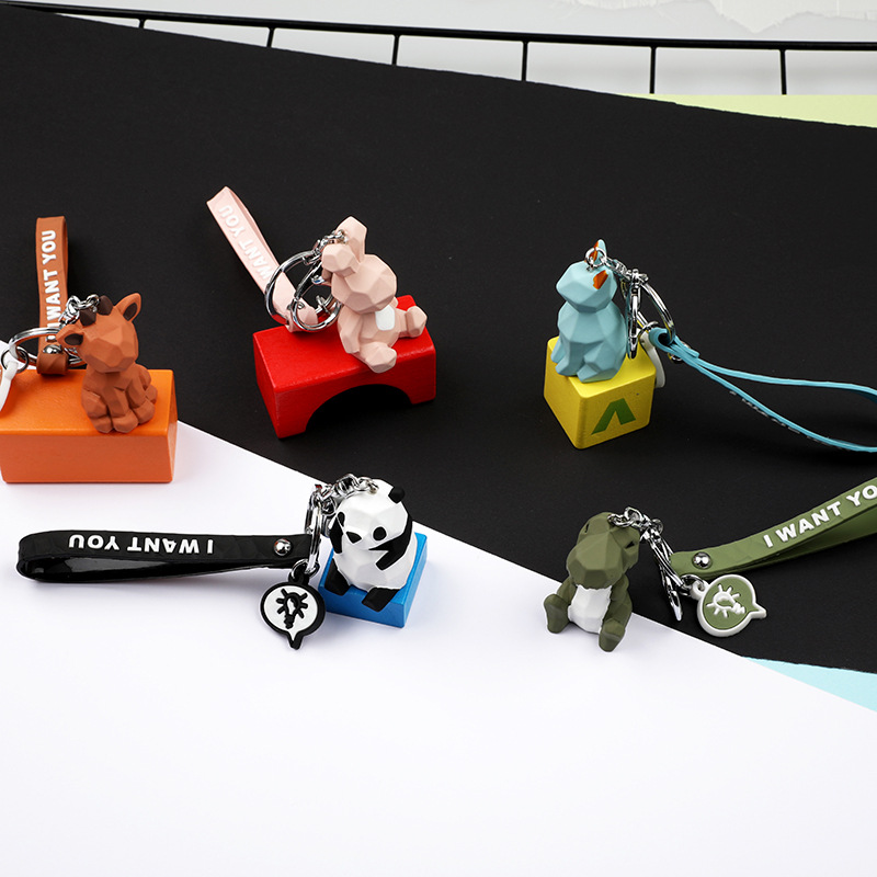 Cute Cartoon Key Rings 3D Keychains Creative Geometric Faceted Dinosaur Panda Rabbit Cat Res Animal Doll Couple Car Keyrings Chain Bag Charm