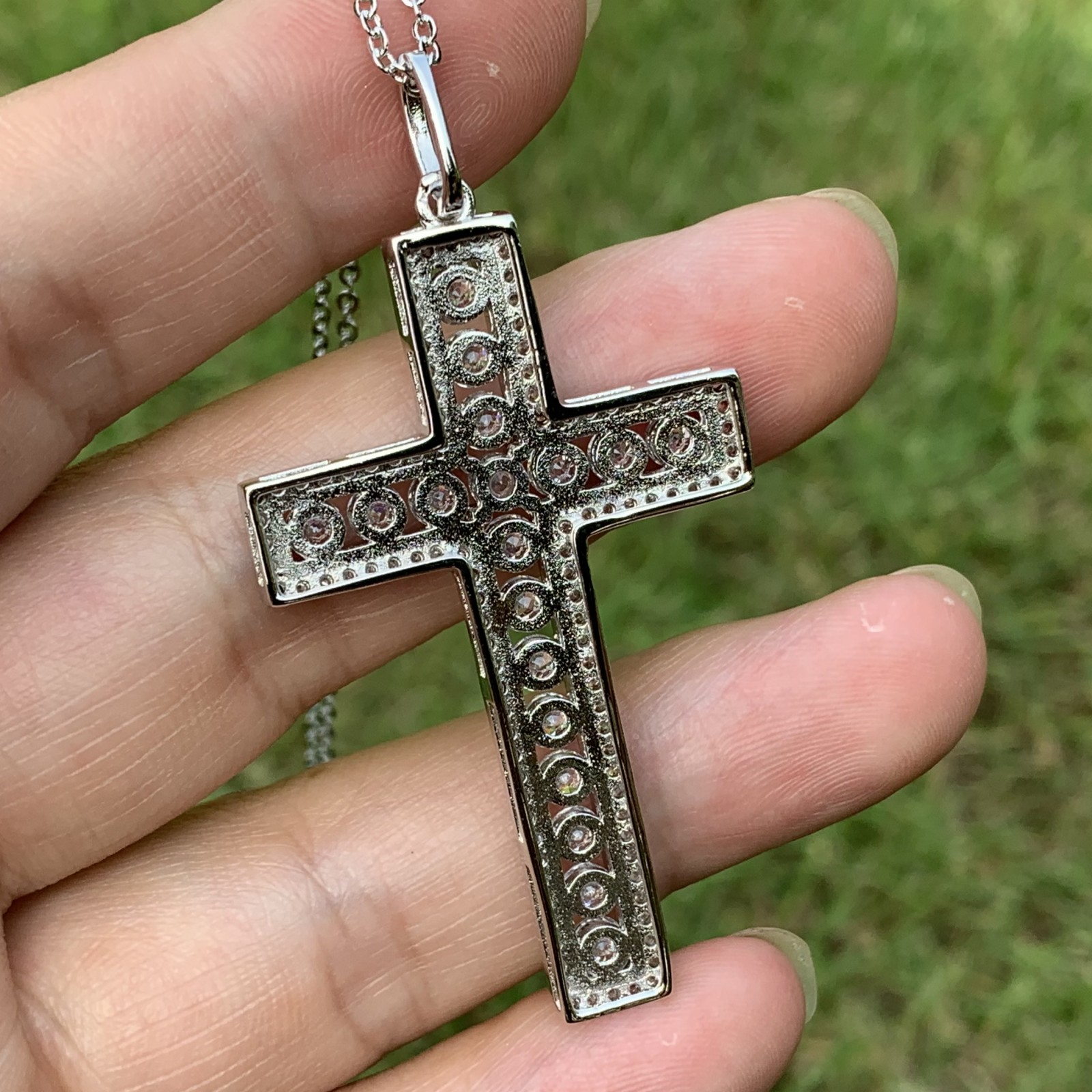 Unique Sterg Sier Cross Pendant Topaz Dia Necklace for Women
