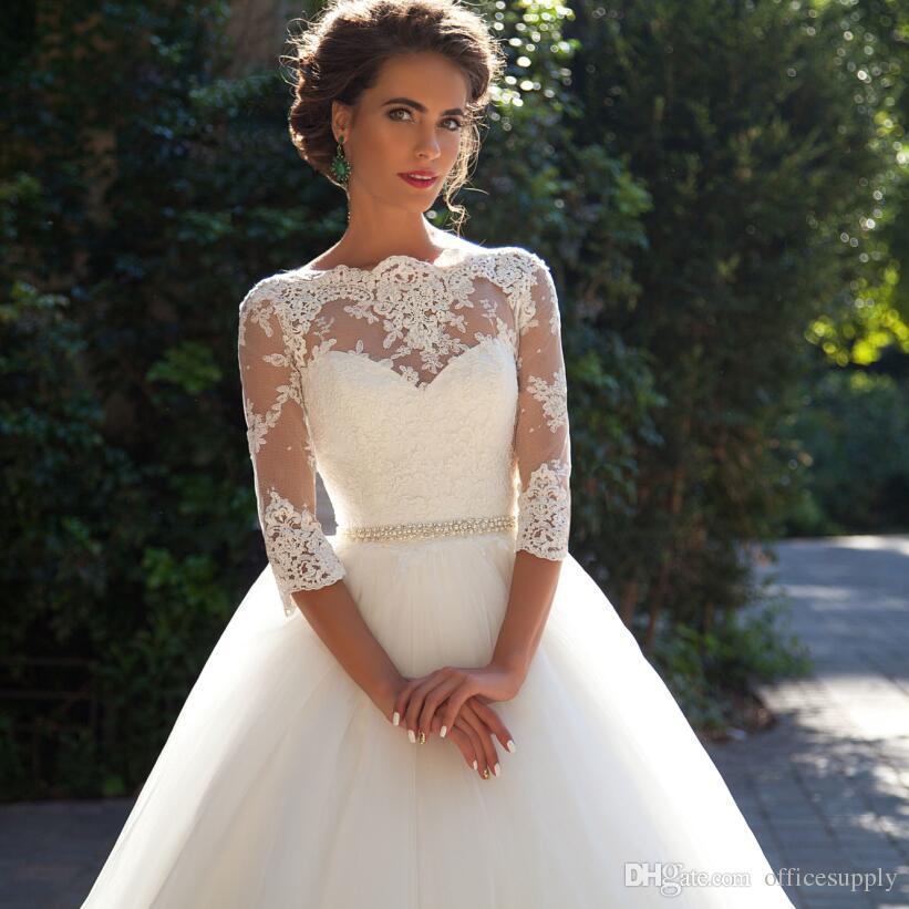 White Wedding Elegant Dresses Lace Bateau Neck A-Line Half Sleeves Button Back Pearls Belt Appliques Garden Bridal Gowns Robes De Soire