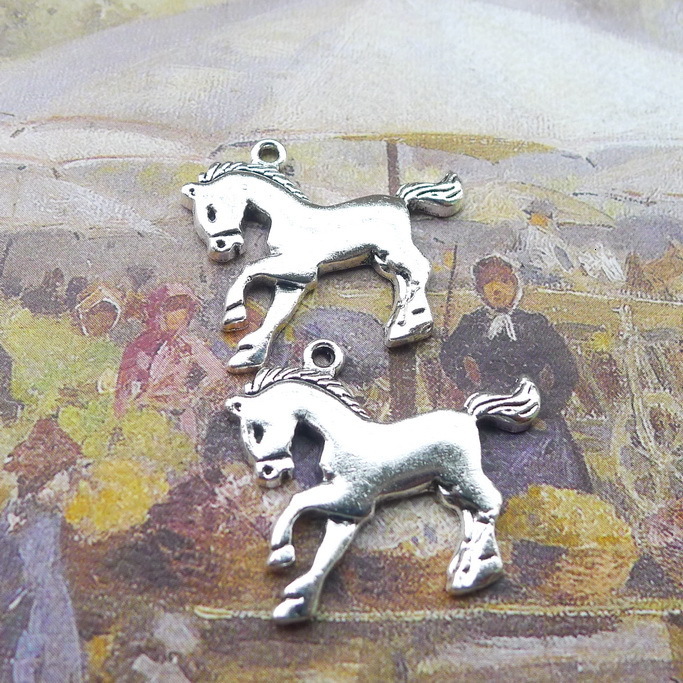 B1114 27*24mm Horse Ancient Silver Combine Gold Product Parts 100 Individual / Package 1.9 G
B1114 27*24mm Horse Ancient Silver Combine Gold Product Parts 100 Individual / Package 1.9 G