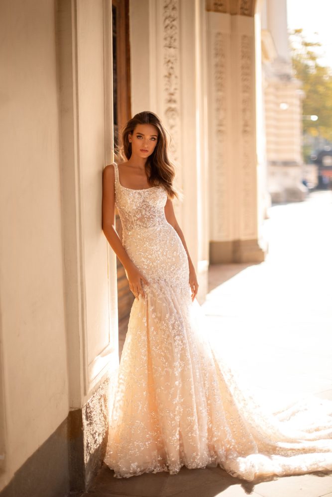 Newest Mermaid Millanova Wedding Dresses Spaghetti Sleeveless Tulle Lace Sequins Crystal Wedding Gowns Sweep Train robe de mariée
