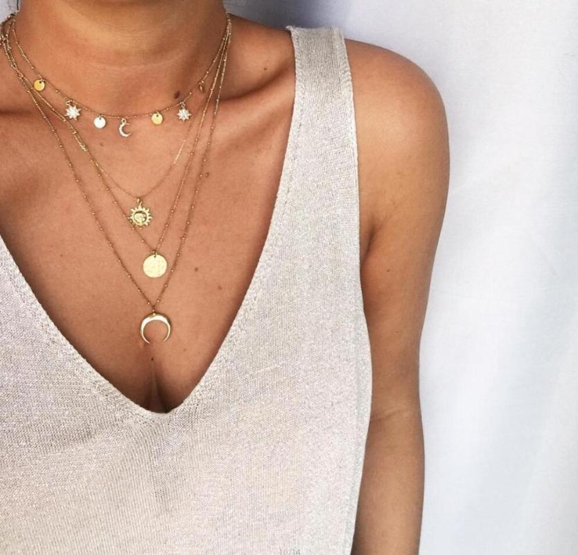 2020 Women Necklace Fashion Jewelry Long Gold Necklace Moon Horn Round Disc Bohemia Women Pendant New Arrival
2020 Women Necklace Fashion Jewelry Long Gold Necklace Moon Horn Round Disc Bohemia Women Pendant New Arrival