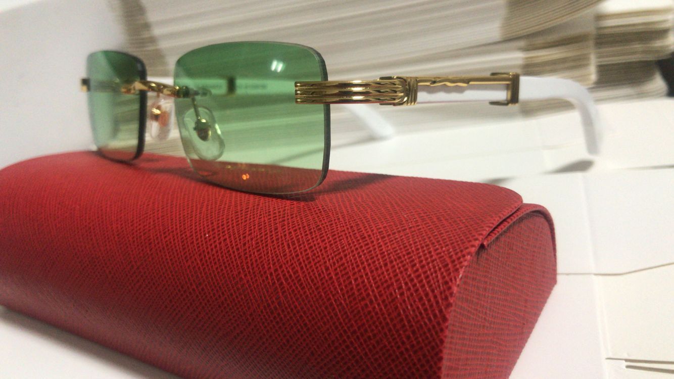 Buffalo Horn Sungla… - image