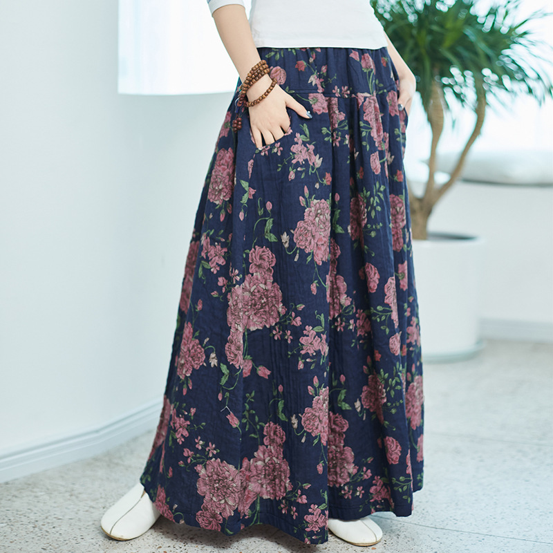 Johnature Autumn Winter Korean Vintage Floral Print Pockets Pleated Half Skirt 2020 New Loose Comfortable All-match Female Skirt, Dark blue
Johnature Autumn Winter Korean Vintage Floral Print Pockets Pleated Half Skirt 2020 New Loose Comfortable All-match Female Skirt, Dark blue
