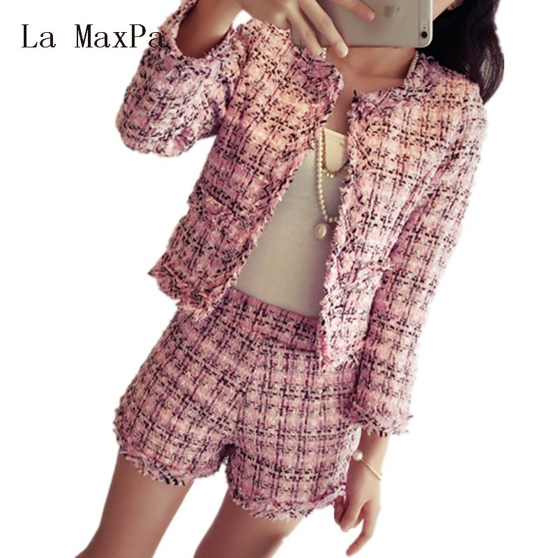 2018 Autumn Winter Tweed 2 Piece Set Women Slim Plaid Short Set Spring Fashion Fringed Trim Jacket Coat + Tassels Short Suit, Black
2018 Autumn Winter Tweed 2 Piece Set Women Slim Plaid Short Set Spring Fashion Fringed Trim Jacket Coat + Tassels Short Suit, Black