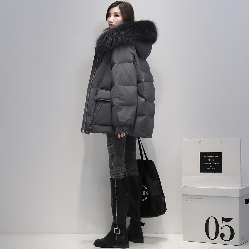 2020 Autumn Winter Real Raccoon Fur Collar Hooded Winter Women' Down Jacket 90% White Duck Down Parkas Female Warm Overcoat R84, Black
2020 Autumn Winter Real Raccoon Fur Collar Hooded Winter Women' Down Jacket 90% White Duck Down Parkas Female Warm Overcoat R84, Black