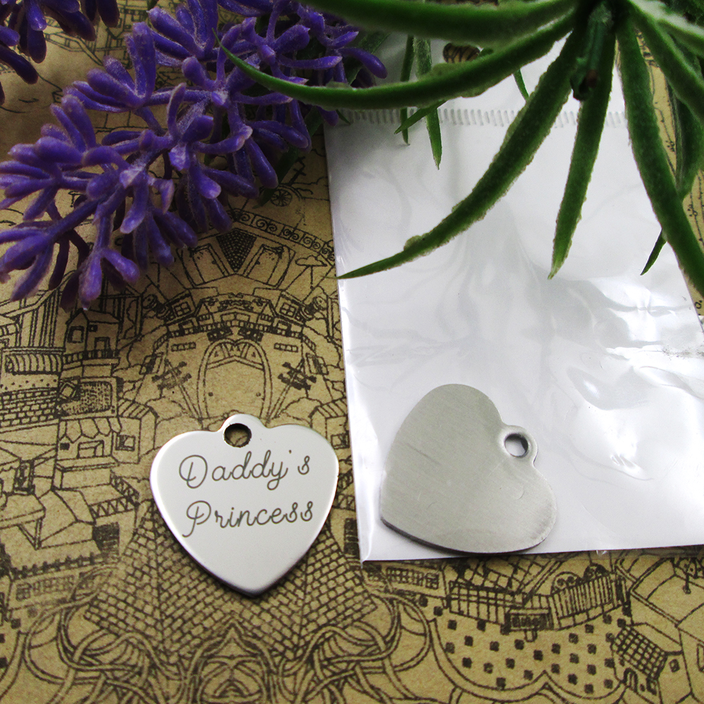 40pcs--"Daddy's Princess"stainless steel charms more style for choosing DIY Charms pendants for necklace
40pcs--"Daddy's Princess"stainless steel charms more style for choosing DIY Charms pendants for necklace