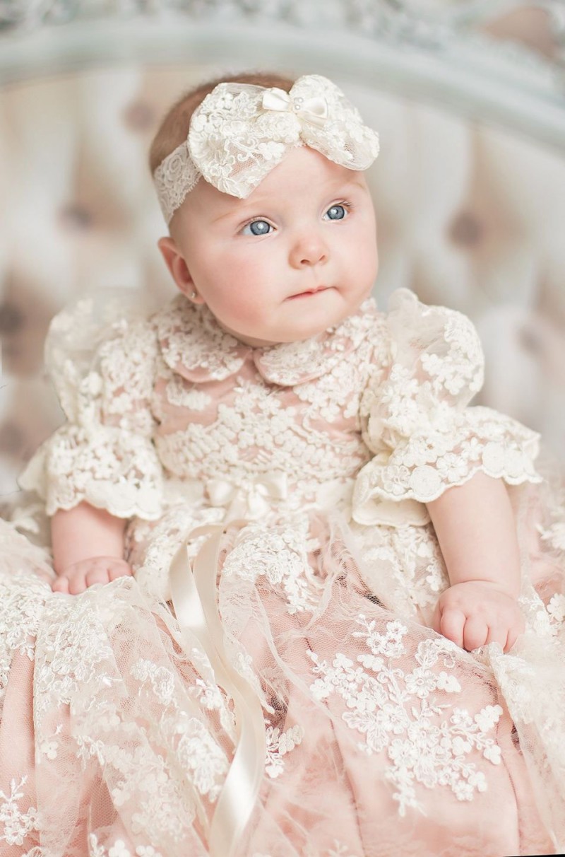2019 Designer Pink Lace Christening Gowns For Baby Girls Jewel Neck Lace Appliqued Baptism Dresses Custom Made First Communication Dress