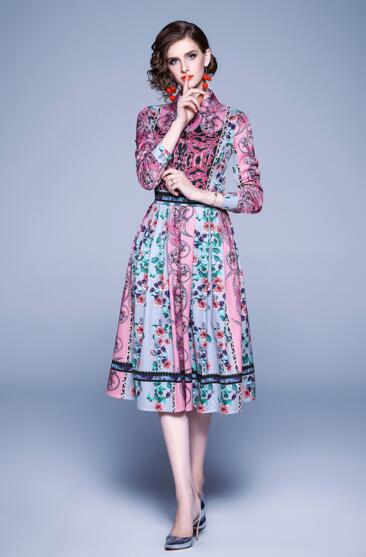 European and American new contrast color positioning printing autumn and winter women' mid-length dress, As the picture
European and American new contrast color positioning printing autumn and winter women' mid-length dress, As the picture