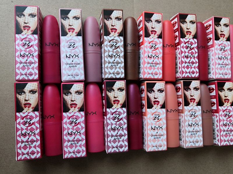 2018 Brand new makeup brand matte lipstick 12 color lipstick set durable 12PCS / set free shipping.
2018 Brand new makeup brand matte lipstick 12 color lipstick set durable 12PCS / set free shipping.