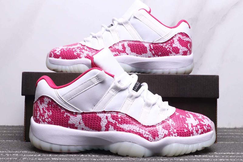Free Shipping Womens Jumpman 11 Low Pink Snakeskin White Cherry Pink-Black Basketball Shoes 11s Pink Snakeskin Sneakers Size 5.5-8.5 Come, As photo
Free Shipping Womens Jumpman 11 Low Pink Snakeskin White Cherry Pink-Black Basketball Shoes 11s Pink Snakeskin Sneakers Size 5.5-8.5 Come, As photo