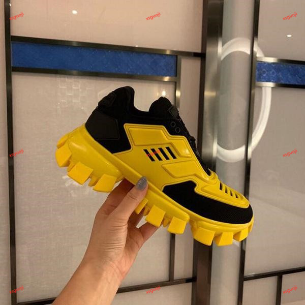 Men's design shoes knitted sneakers ladies casual shoes white black leather mesh sneakers lace flat three retro luxury shoes
Men's design shoes knitted sneakers ladies casual shoes white black leather mesh sneakers lace flat three retro luxury shoes