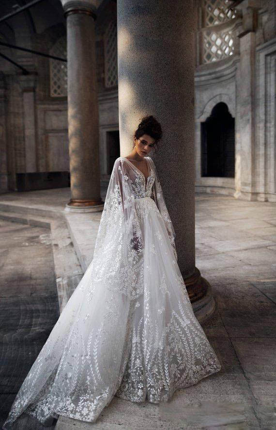 Beach A Line Wedding Dresses V Neck Lace Appliques Long Sleeves Bridal Gowns Plus Size Wedding Gown robe de mariée