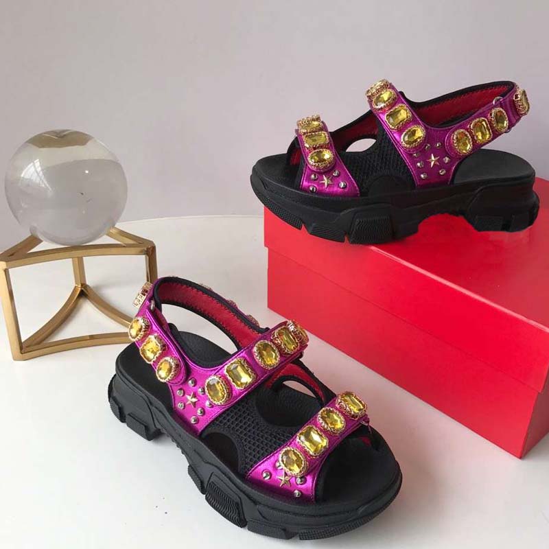 Branded Women Golden Studs Print Leather Nomad Sandal Striking Block-heeled Style Lady Canvas Chunky Heel Leather Outsole Sandal With BOX35, Black
Branded Women Golden Studs Print Leather Nomad Sandal Striking Block-heeled Style Lady Canvas Chunky Heel Leather Outsole Sandal With BOX35, Black