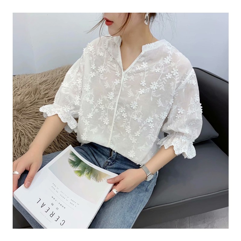 3D flowers stitch v-neck petal sleeves white cotton 100% shirt blouse female summer mori girl
3D flowers stitch v-neck petal sleeves white cotton 100% shirt blouse female summer mori girl
