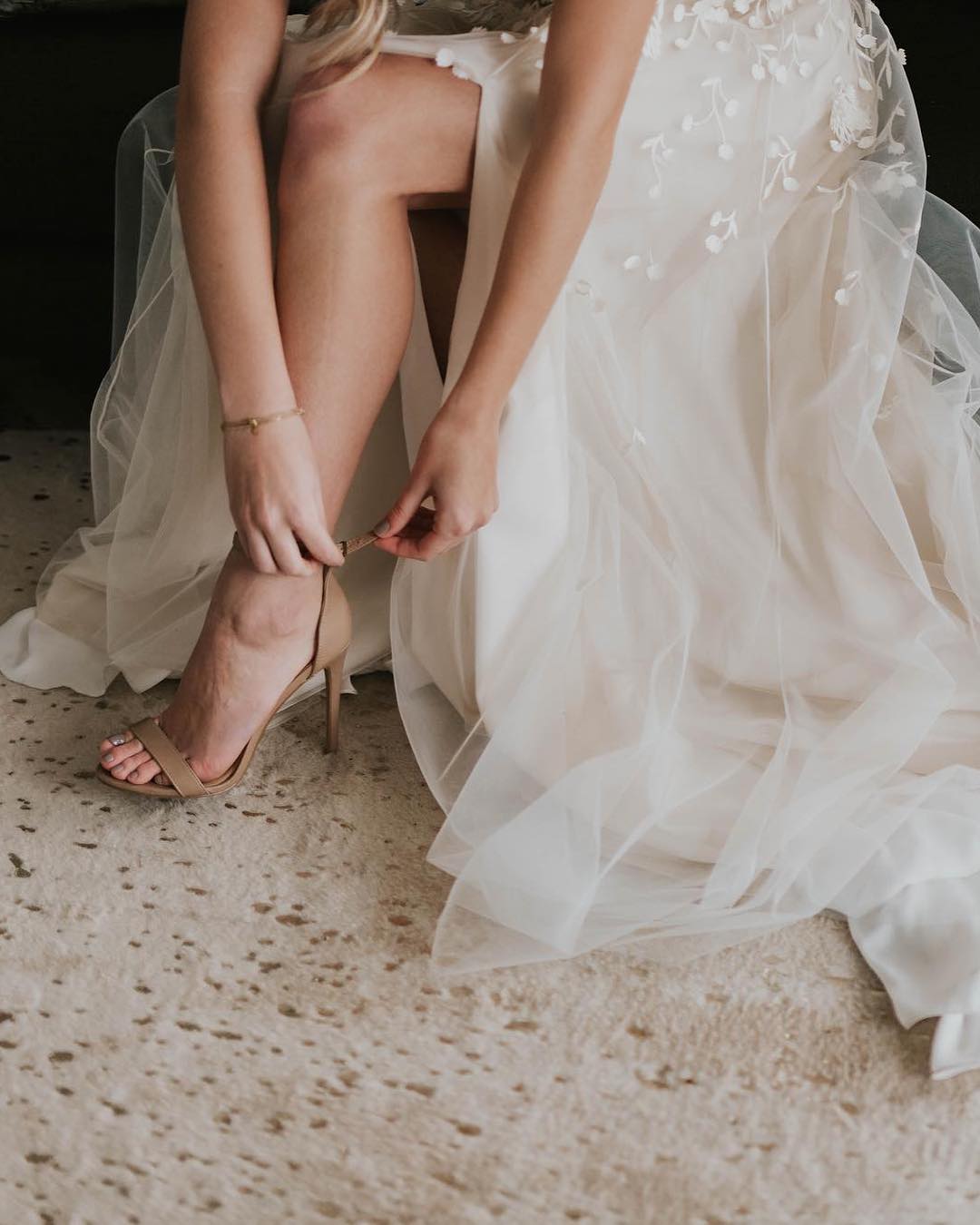 fairy beach a line wedding dresses v neck lace appliques bridal gowns plus size wedding party gown robe de marie