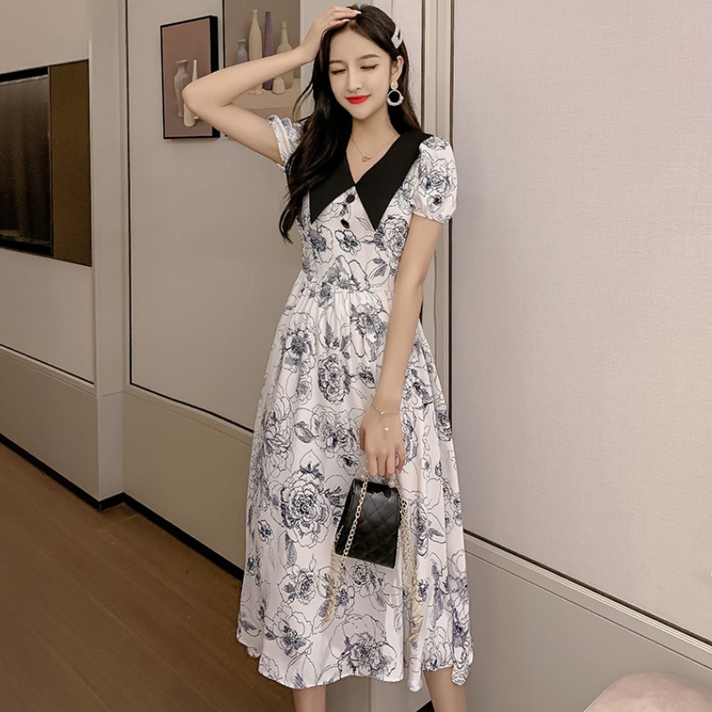 New 2020 Summer Korean Fashion Puff Sleeve Long Dress Floral Print Robe Femme Lapel Lady Vintage A-line Dress Vestidos, White
New 2020 Summer Korean Fashion Puff Sleeve Long Dress Floral Print Robe Femme Lapel Lady Vintage A-line Dress Vestidos, White