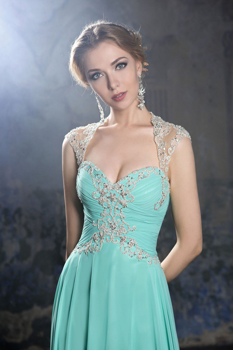 2019 Sexy Printed Flower Prom Dresses V Neck Sleeveless Backless A Line Evening Gowns Ball Gown Long Formal Party Dress