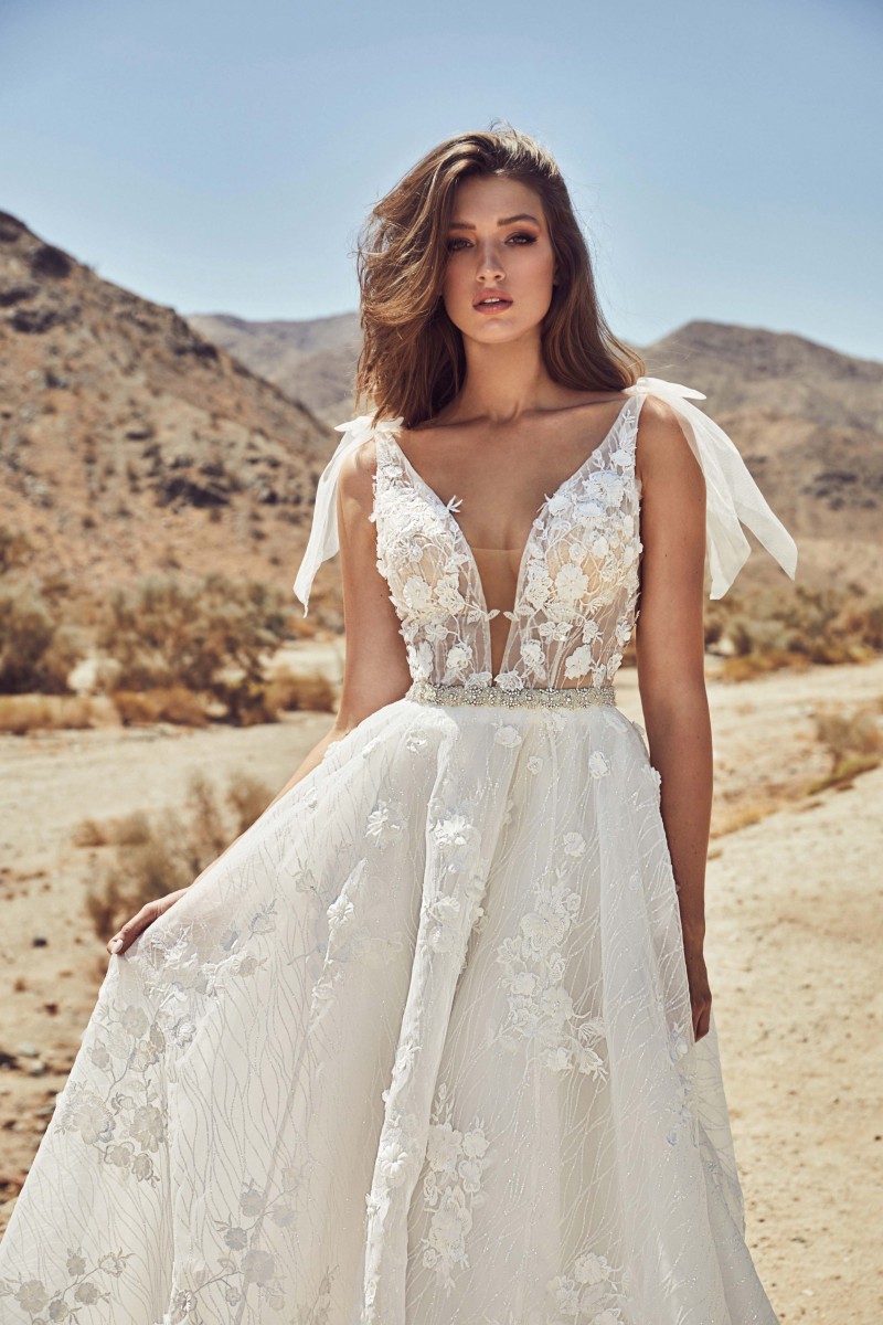 Calla Blanche 2020 Wedding Dresses V Neck Lace Boho Bridal Gowns Beaded Waist Backless A Line Princess Wedding Dress Plus Size
