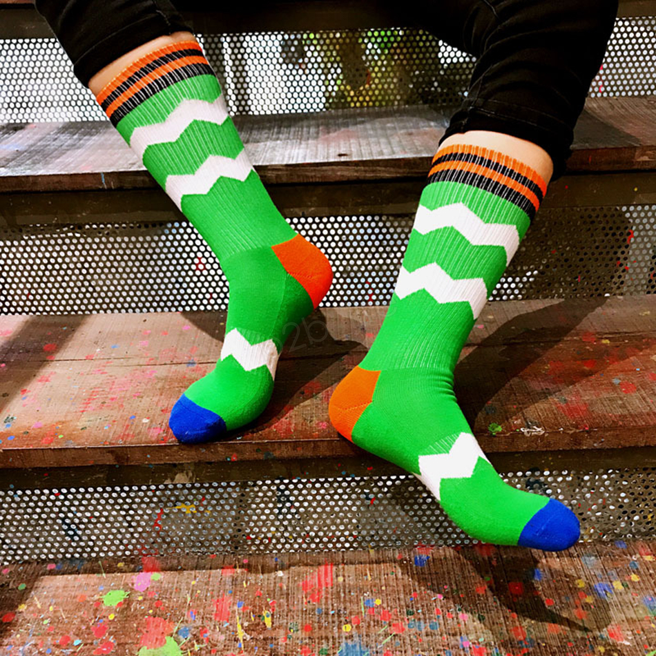Fashion-Mid socks striped dot colorful sport outdoor Diamond European Fund Funny Happy Cotton PULL Directly Plate Motion Socks