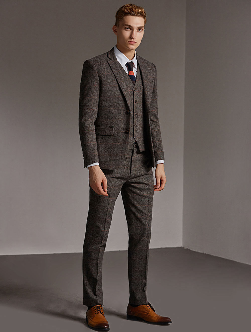 2019 Brown 3 Piece Mens Suits Tweed Wool Check Suits Regular Fit Groom Tuxedos Custom Made