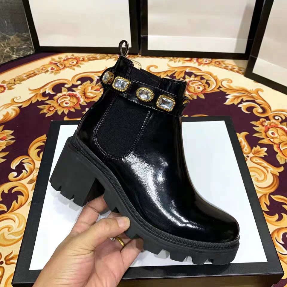 

Ladies short boots 100% cowhide Classic Bee women Shoes Leather High heeled boots Fashion Diamonds Martin boots size 36-42