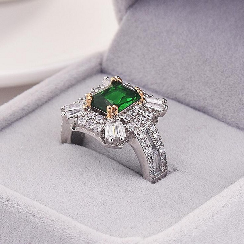 2019 New Arrival Top Selling Luxury Jewelry 925 Sterling Silver Princess Cut Emerald Gemstones Party Women Wedding Bridal Ring For Lover