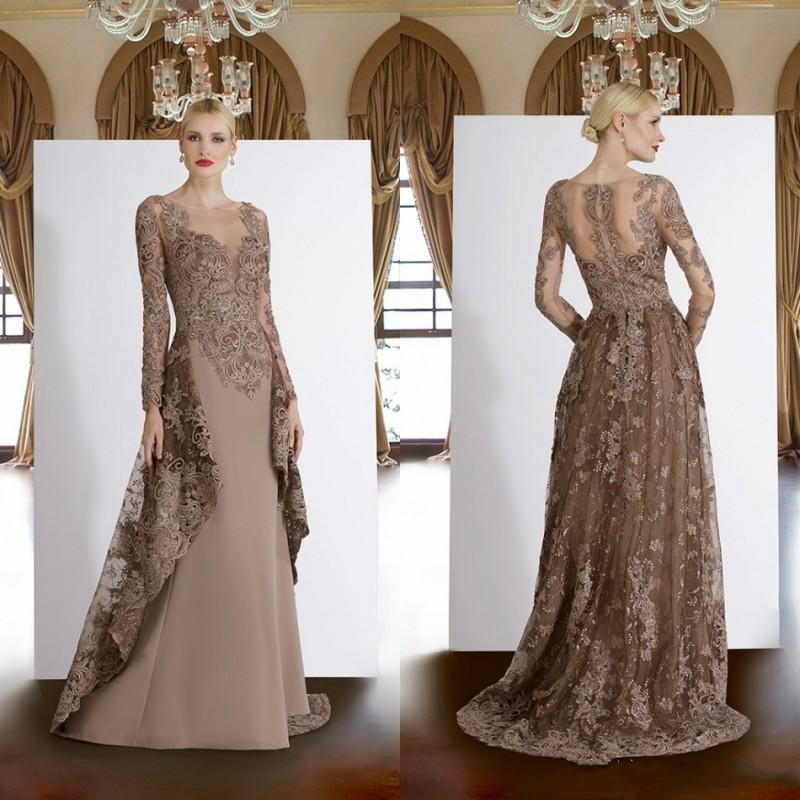 Plus Size Mother Dresses Jewel Neck Lace Appliqued Long Sleeves Wedding Guest Gowns Ruffle Sweep Train Custom Made Long Formal Party Gowns