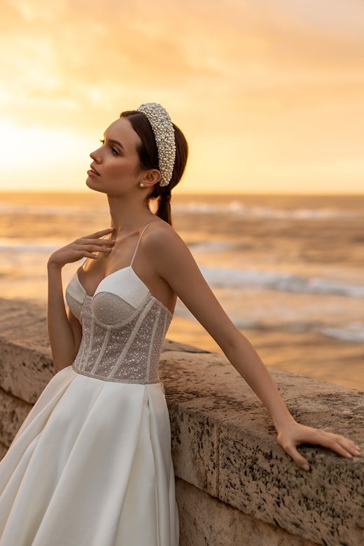 cheap aline wedding dresses custom made spaghetti strap sequins lace sweep train wedding gown satin backless ruffle beach bridal gown