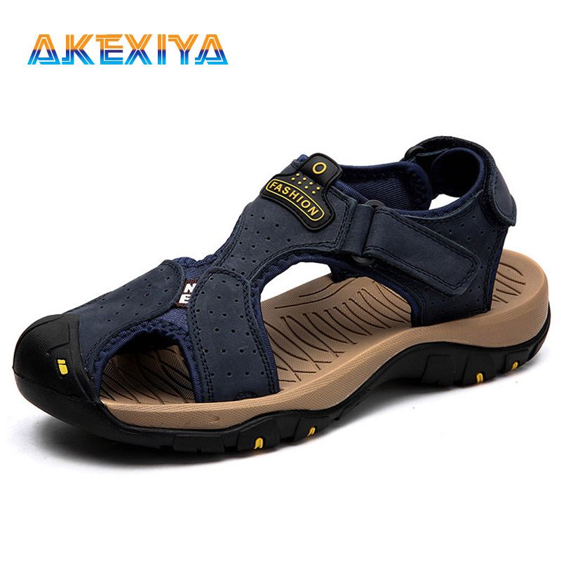 Summer Hot Sell Men Sandals Lightweight Anti-slip Men Beach Sandals Casual Shoes Outdoor Comfortable Beach, Black
Summer Hot Sell Men Sandals Lightweight Anti-slip Men Beach Sandals Casual Shoes Outdoor Comfortable Beach, Black