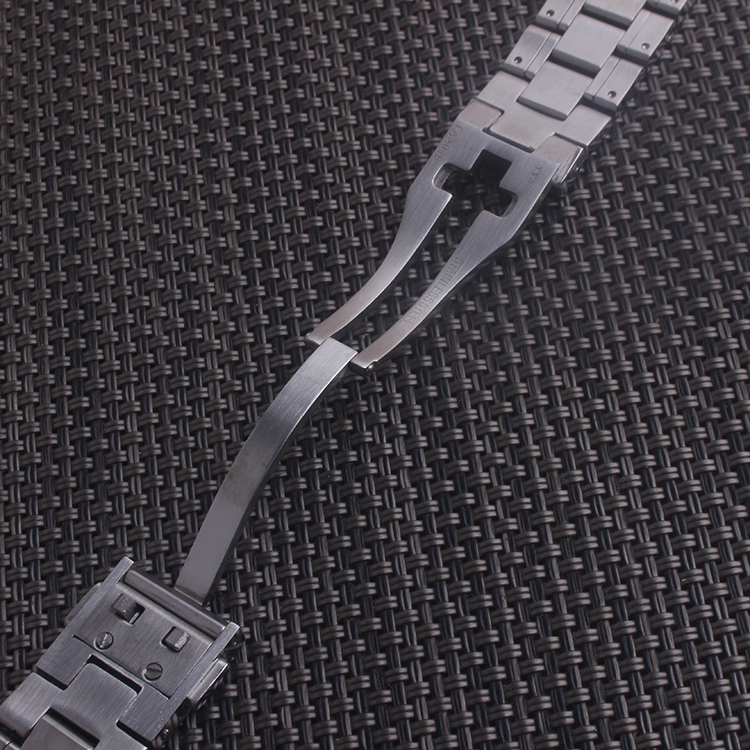20mm 22mm Silver Solid Stainless Steel Watch Strap Band For Fits TAG HEUER CARRERA Calibre 1887303V
20mm 22mm Silver Solid Stainless Steel Watch Strap Band For Fits TAG HEUER CARRERA Calibre 1887303V