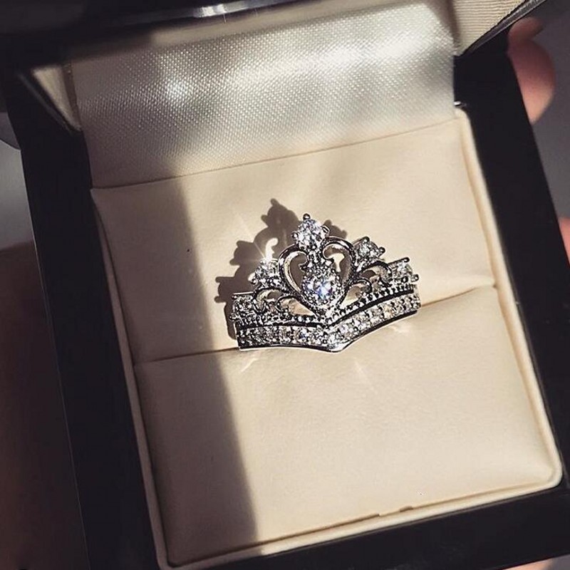 Sparkling Ins Top Sell Lovely Fine Jewelry 925 Sterling Silver Crown Ring White Topaz CZ Diamond Promise Women Wedding Bridal Ring Gift