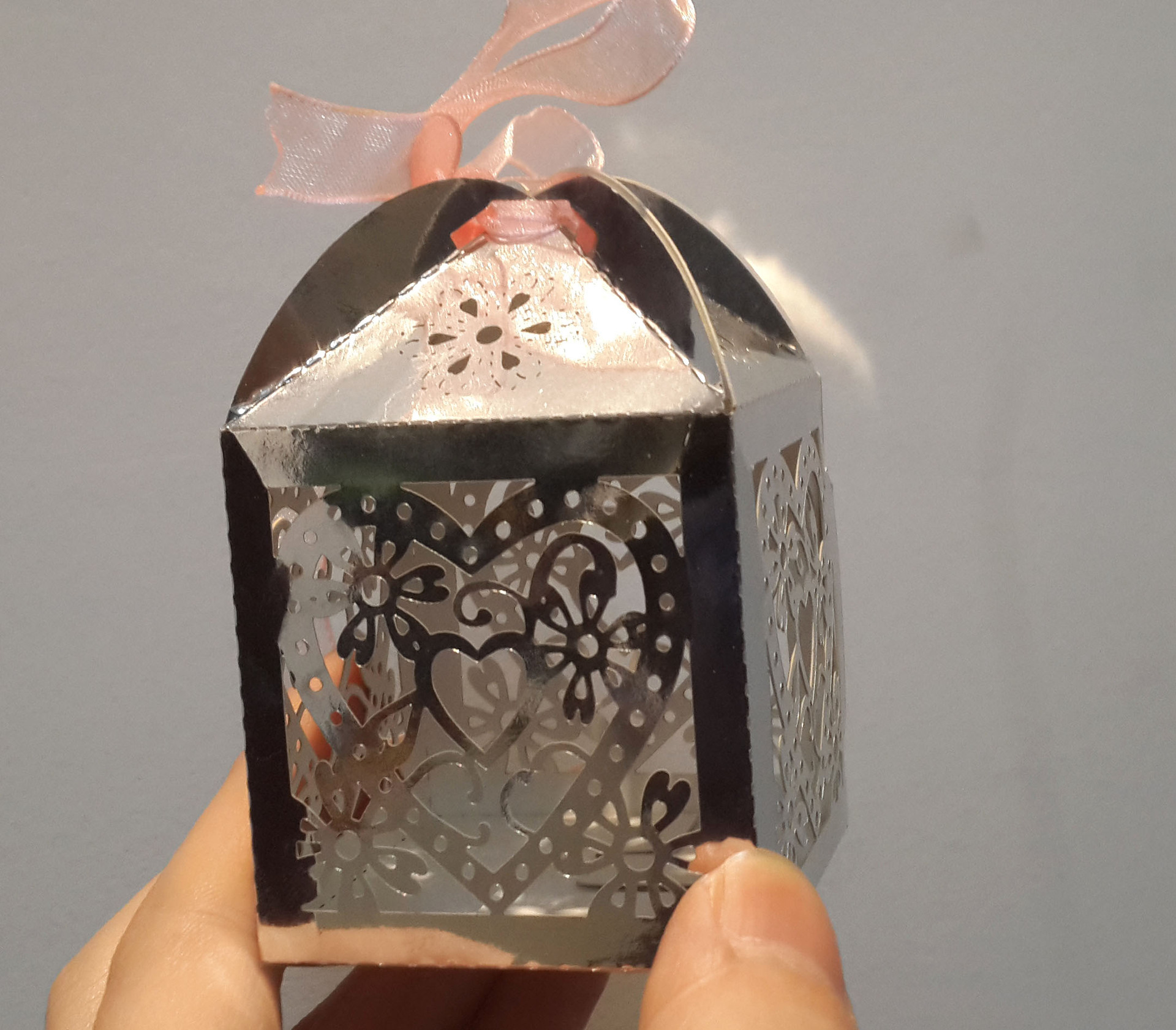 Love Heart Laser Cut Candy Favor Holders Gift Boxes Chocolate Present Bridal Birthday Bomboniere box with Ribbons country wedding gifts souvenirs Ivor