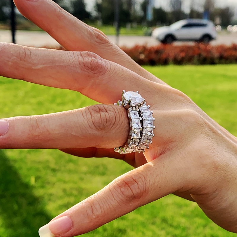 Couple Rings: Sterg Sier & Round Cut White Topaz Gemstones