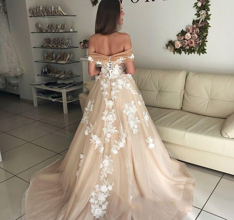 Cheap Lace Up Back Wedding Dress High Quality A Line Appliques Country Garden Church Formal Bridal Gown Custom Made Plus Size