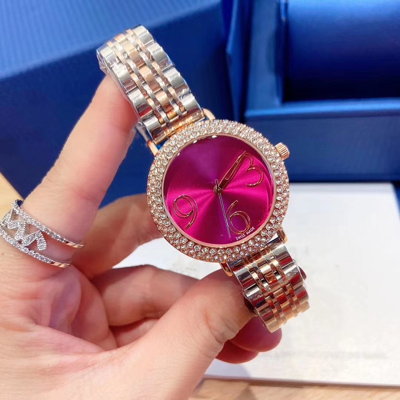 2020 New Hot luxury mens watches quartz-watch woman wristwatch Casual business male clock Montre homme Relógio SWRSK designer watches
2020 New Hot luxury mens watches quartz-watch woman wristwatch Casual business male clock Montre homme Relógio SWRSK designer watches