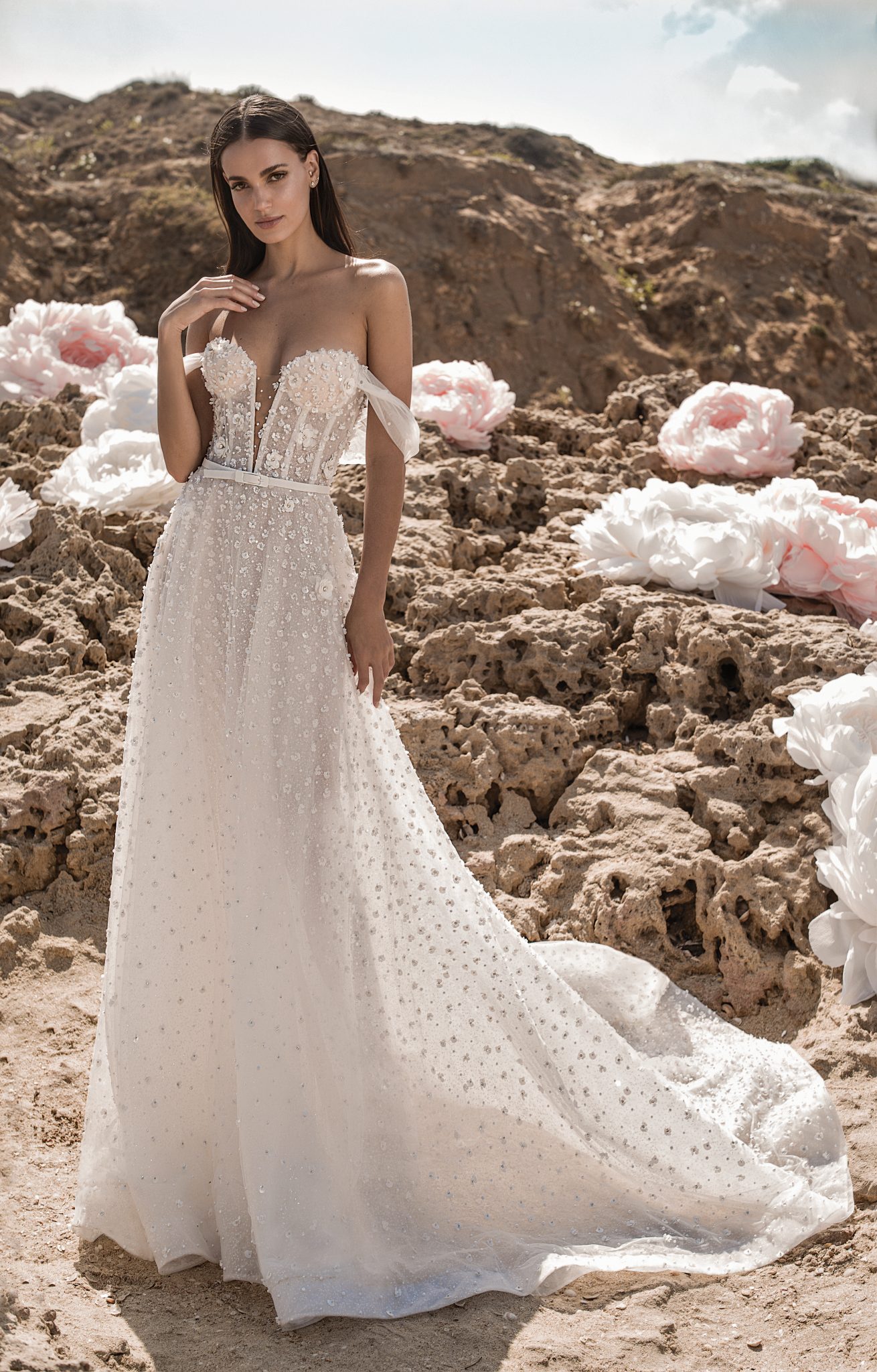 2019 Berta Boho Wedding Dresses Off The Shoulder Lace 3D Floral Applique Beaded Cheap Bridal Gowns A Line Custom Made Beach Wedding Dress