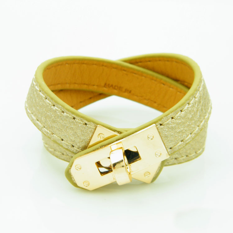 Popular fashion brand leather Designer bracelets for lady Design Women Party Wedding Luxury Jewelry With for Bride engagement