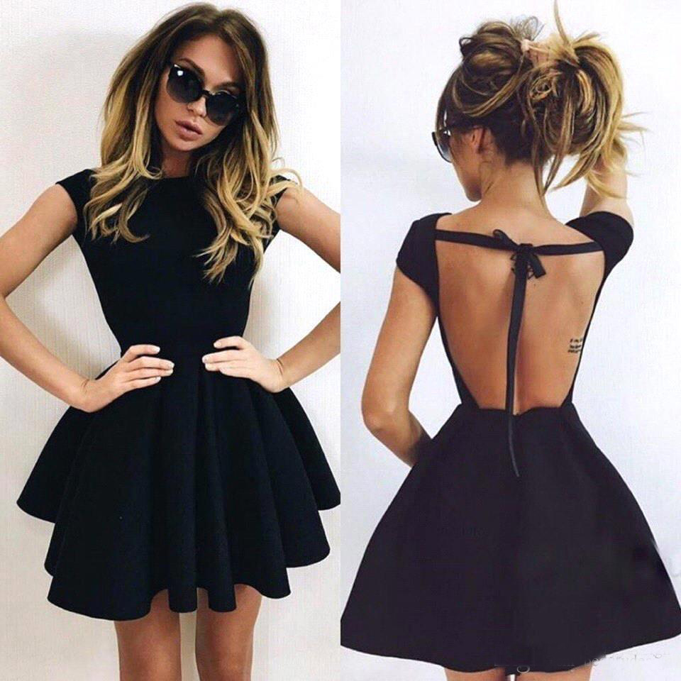 2018 Simple Cheap Little Black Cocktail Dresses Halter Ball Gown Backless Homecoming Gowns Short Prom Party Dress