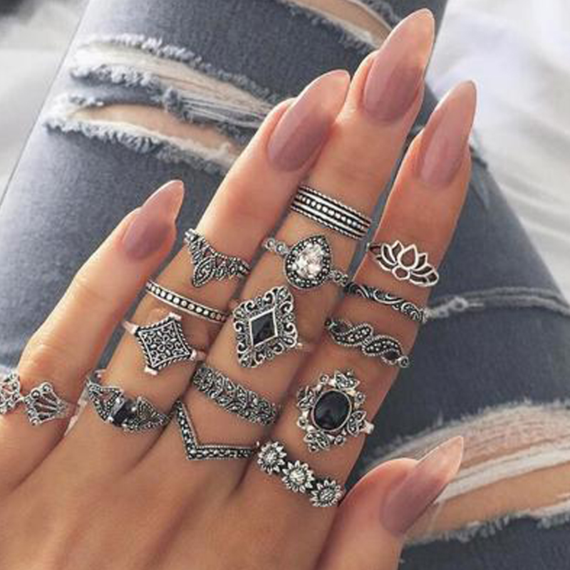 15 Pcs/set Bohemian Retro Crystal Flower Leaves Hollow Lotus Gem Silver Ring Set Women Wedding Anniversary Gift
15 Pcs/set Bohemian Retro Crystal Flower Leaves Hollow Lotus Gem Silver Ring Set Women Wedding Anniversary Gift