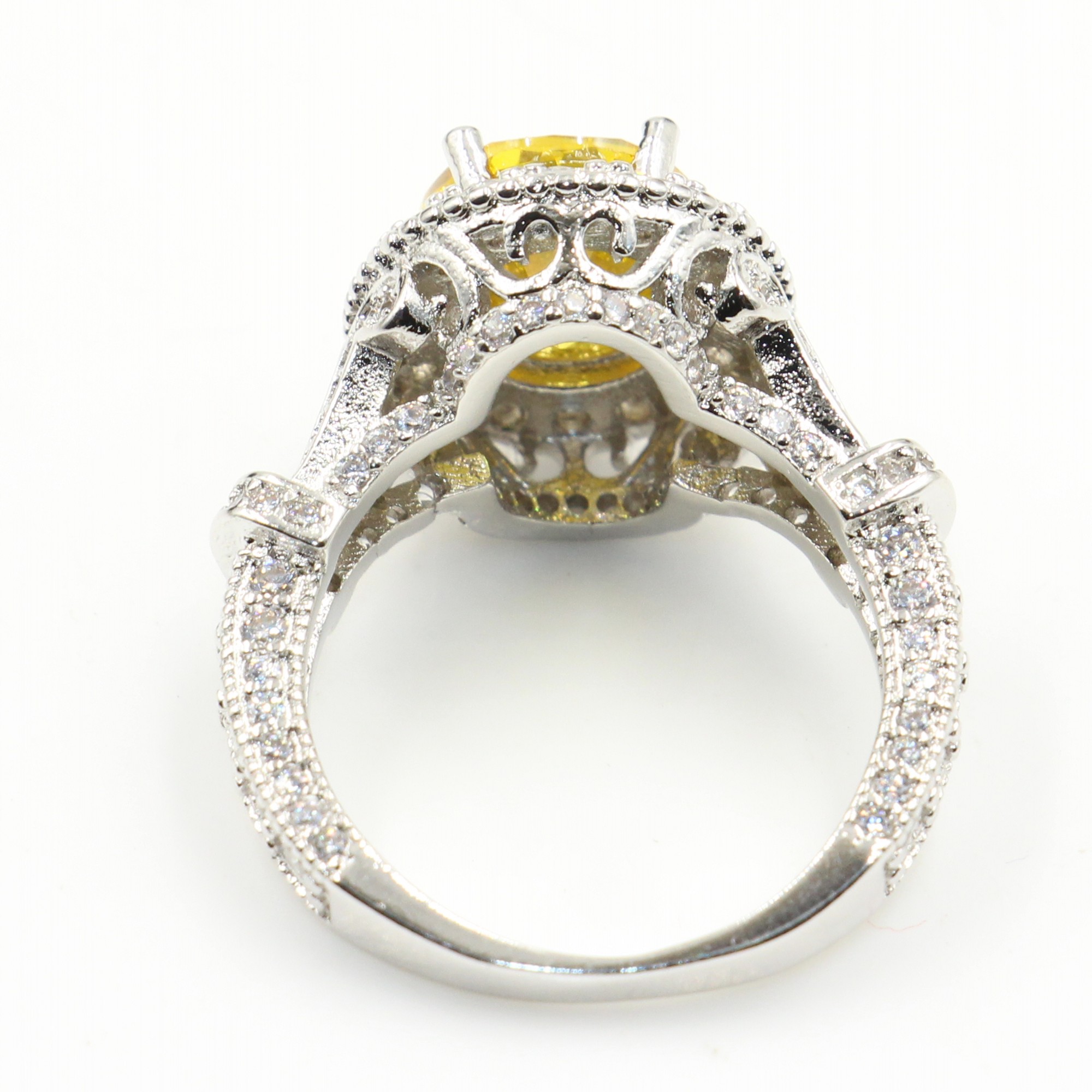 Sparkg Sterg Sier Oval Cut Topaz CZ Dia Wedding Band for Women - Sizes 6, 7, 8