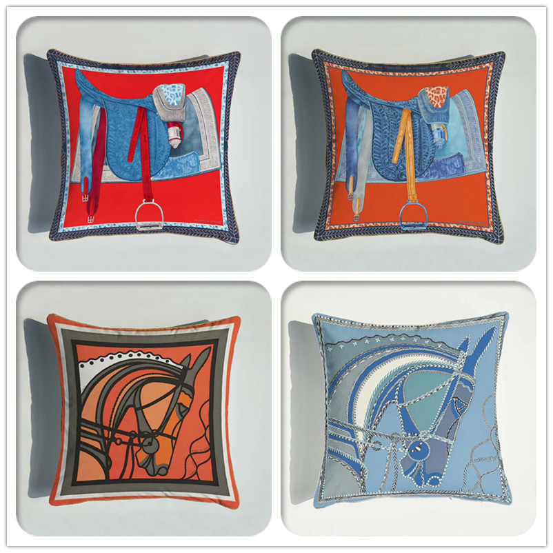 New Horse Heads Printed Casual Cushion Cover Square Soft Velvet Home Decor Pillow Case Couch Chair Rest Pillow Case
New Horse Heads Printed Casual Cushion Cover Square Soft Velvet Home Decor Pillow Case Couch Chair Rest Pillow Case