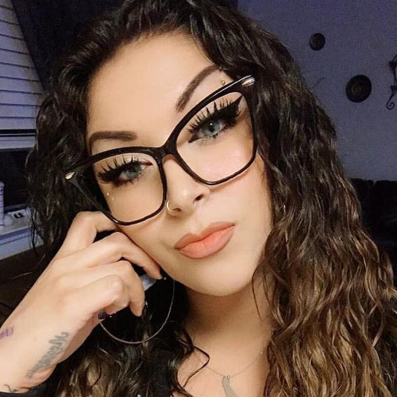 Lady Oversized Cat Eye Glasses Frame Clear Lens Metal Spectacle Frame Points Zero Myopia Nerd Vintage Women039s Eyeglass Frame