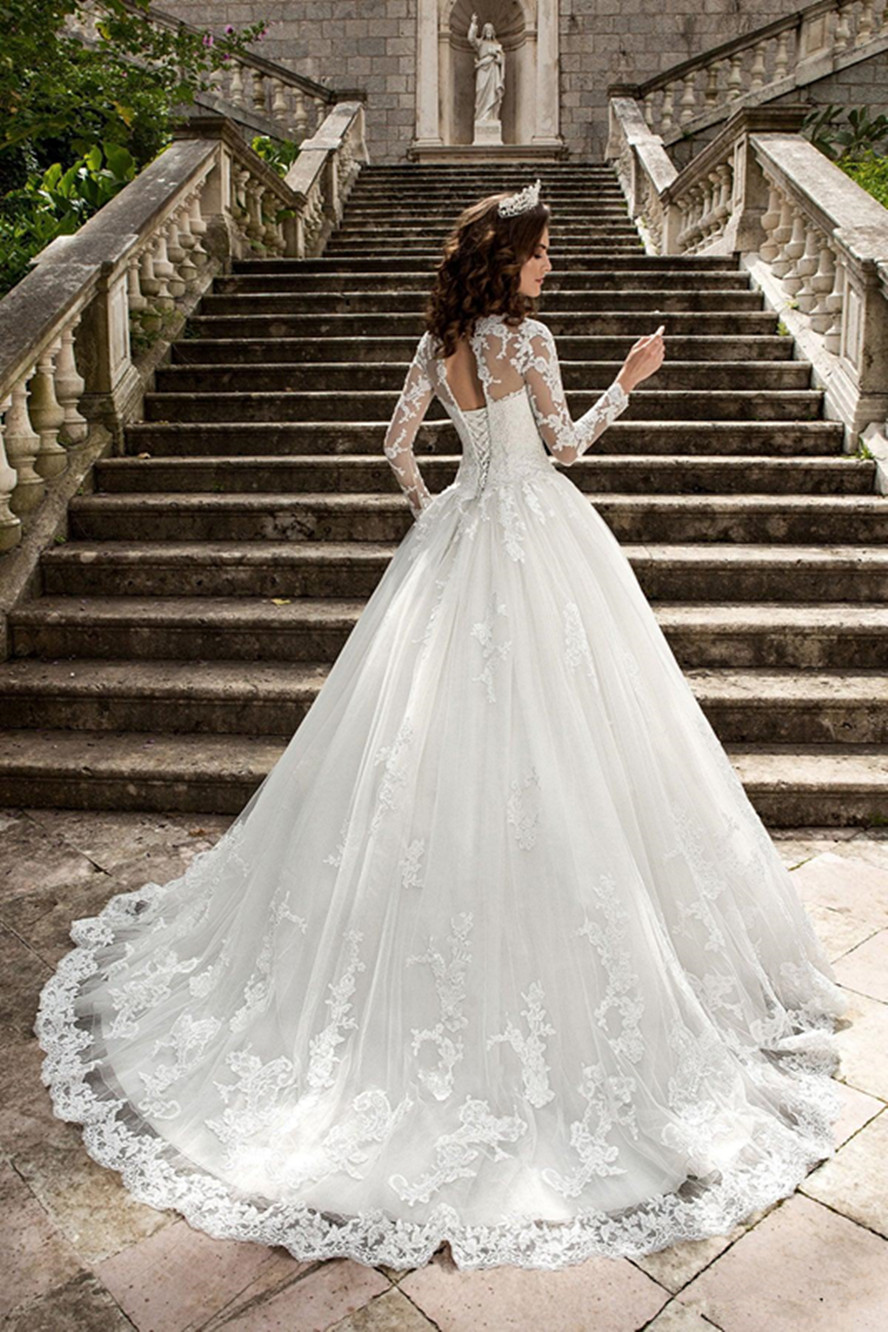 New Elegantg A Line Wedding Dresses Lace Jewel Neck Appliques Lace Up Hollow Back Princess Vintage Garden Country Wedding Bridal Gowns 17