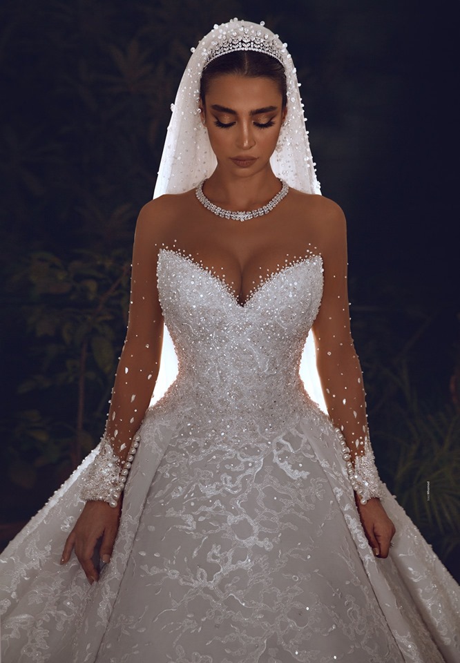 2020 Arabic Wedding Dresses Sheer Jewel Neck Lace Appliqued Beads Pearls Country Wedding Dress Vintage Bridal Gowns Abiti Da Sposa