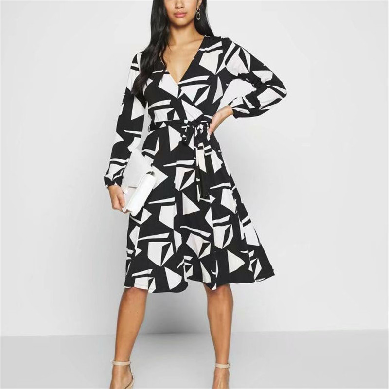 2020 Spring Summer New Women Dress Sashes Print V-neck Long Sleeve Slim Fit Lace-up Waist Floral Dresses Women Party Night
2020 Spring Summer New Women Dress Sashes Print V-neck Long Sleeve Slim Fit Lace-up Waist Floral Dresses Women Party Night