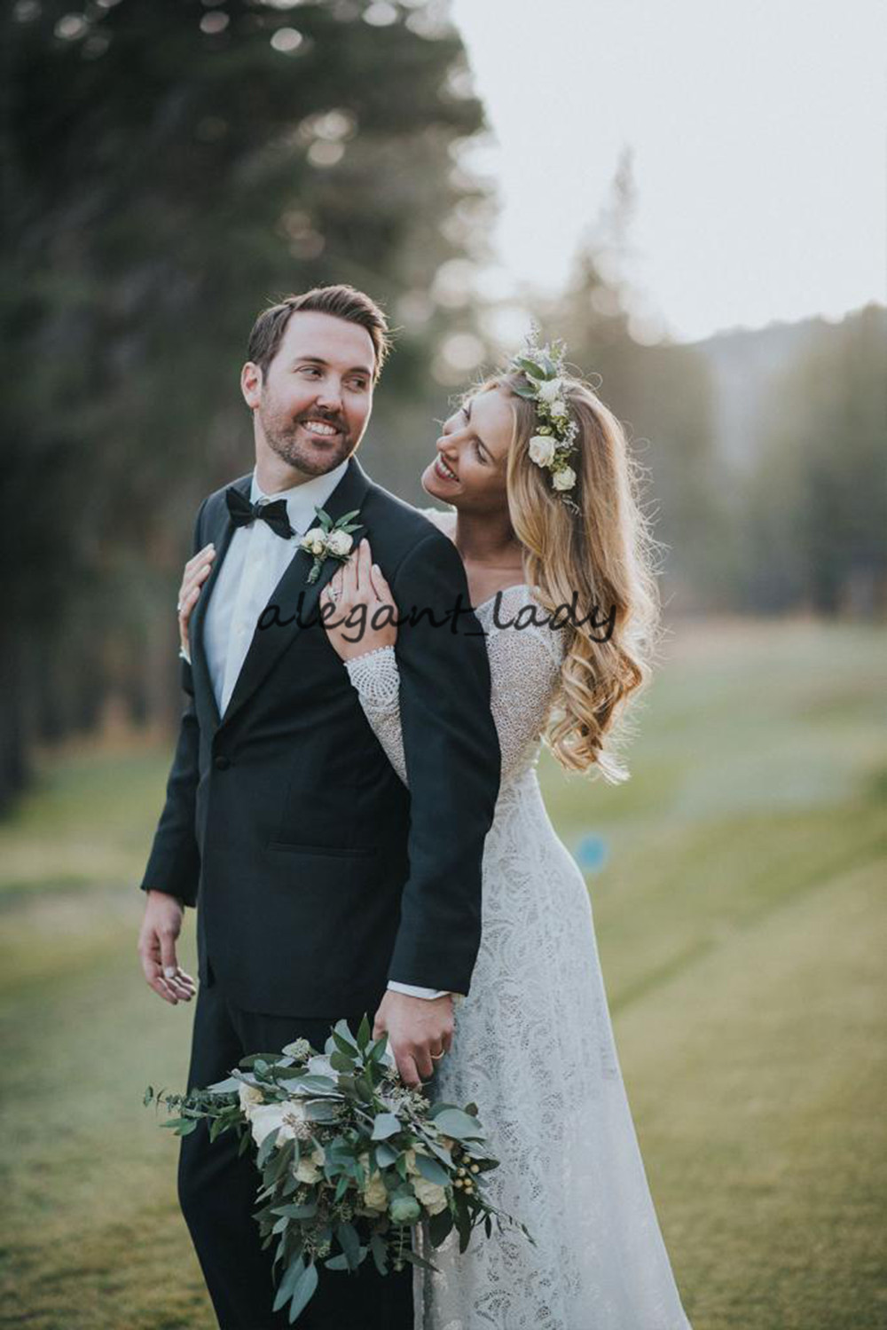 Front Slit Chic Style Bridal Gowns with Long Sleeve 2019 V-neck Vintage Crochet Cotton Lace Bohemian Country Bridal Wedding Dresses