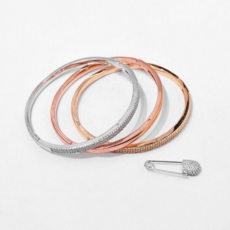 hot copper goldplated jewelry exquisite fashion inlaid with diamond threecolor pin smooth buckle bracelet