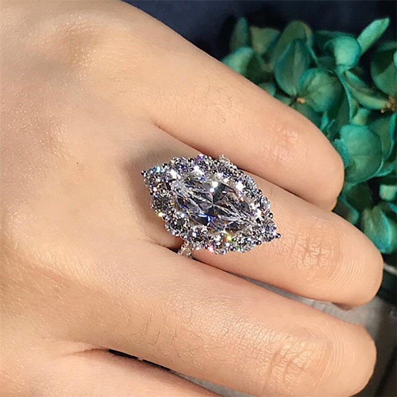 Brand New Vintage Jewelry Sparkling Luxury Jewelry 925 Sterling Silver Marquise Cut White Topaz CZ Diamond Gemstones Women Wedding Band Ring
