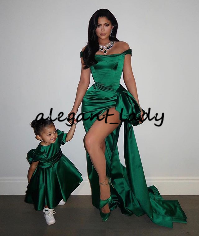 Emerald Green Mermaid Prom Formal Dresses 2020 Sexy Side Silt Off Shoulder Peplum Plus Size Evening Red Carpet Celebrity Dress